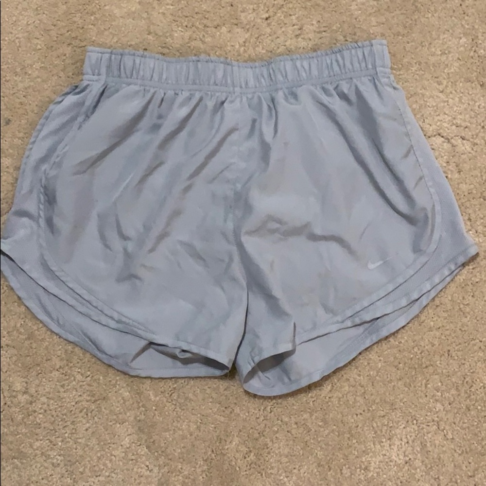 Nike women’s dry tempo shorts